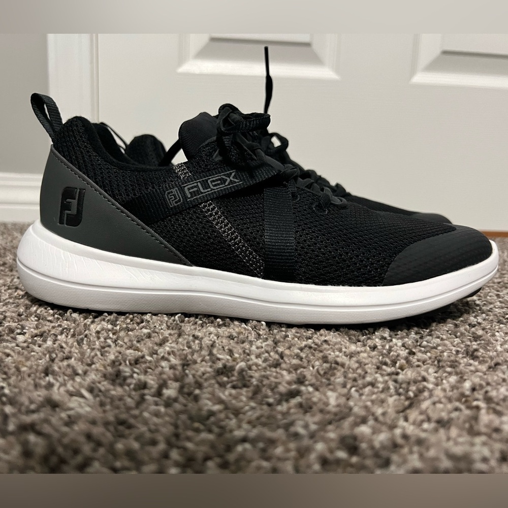 FootJoy FJ Flex Spikeless Golf Shoes size 7 1/2